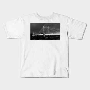 Albert Bridge, London Kids T-Shirt